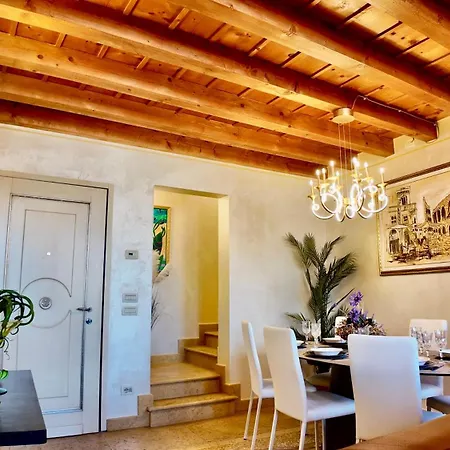 Apartament Domus Iulietta *